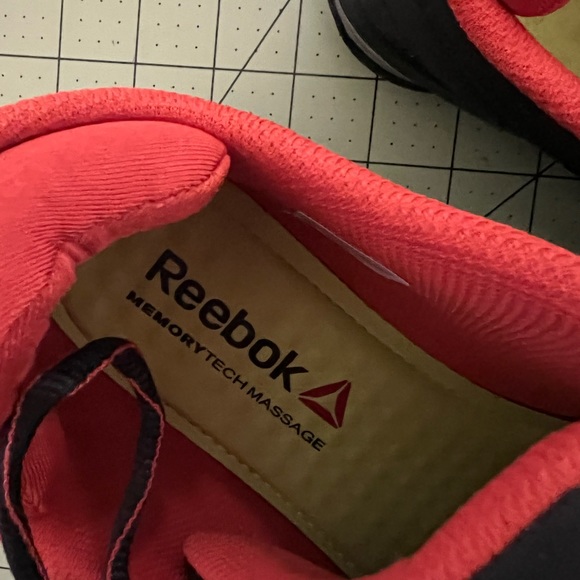 Reebok memory tech massage black athletic shoes 8 M - Picture 12 of 12